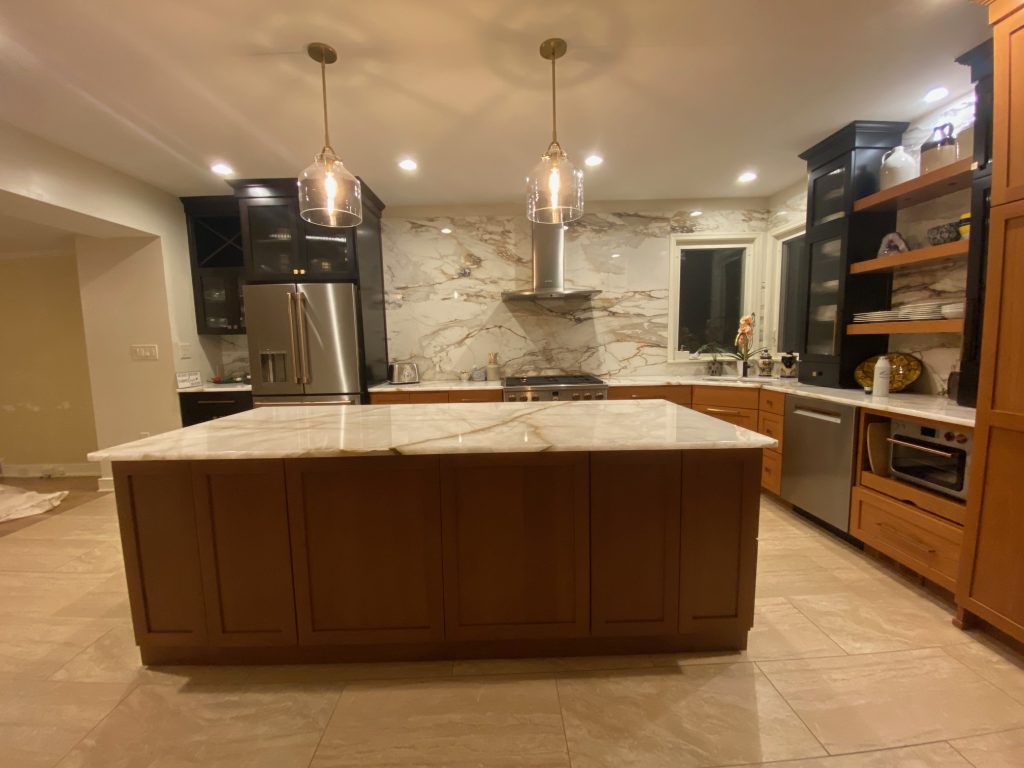 cristallo quartzite countertop