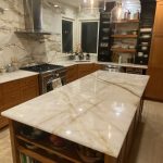 cristallo quartzite countertop