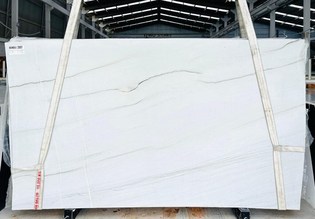 bianco superiore quartzite